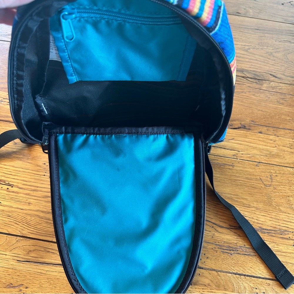 SOLD - Dakine Cosmo 6.5L Mini Backpack EUC - Picture 10 of 14